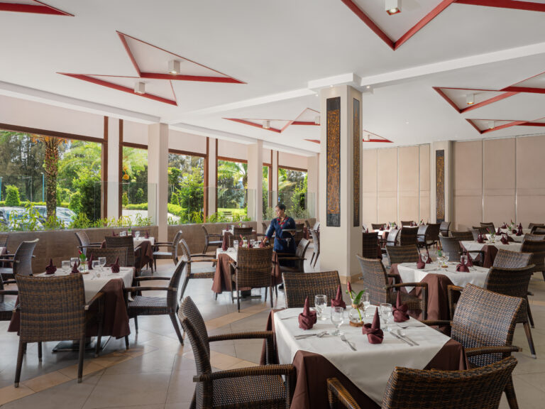 Niagara Hotel Tabo Daina